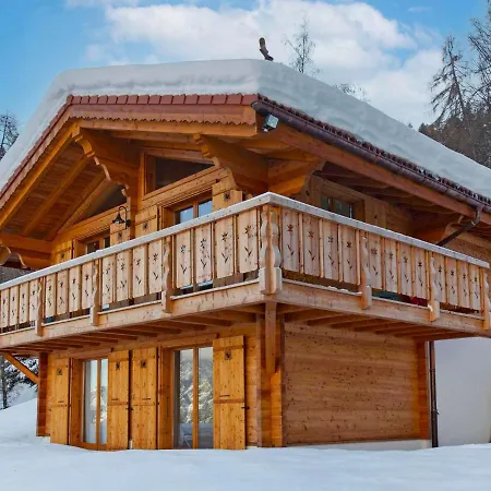 Chloé Chalet Ovronnaz